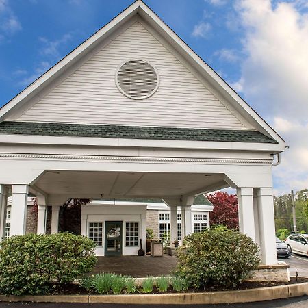 Quality Inn Pittsburgh Airport Oakdale Extérieur photo