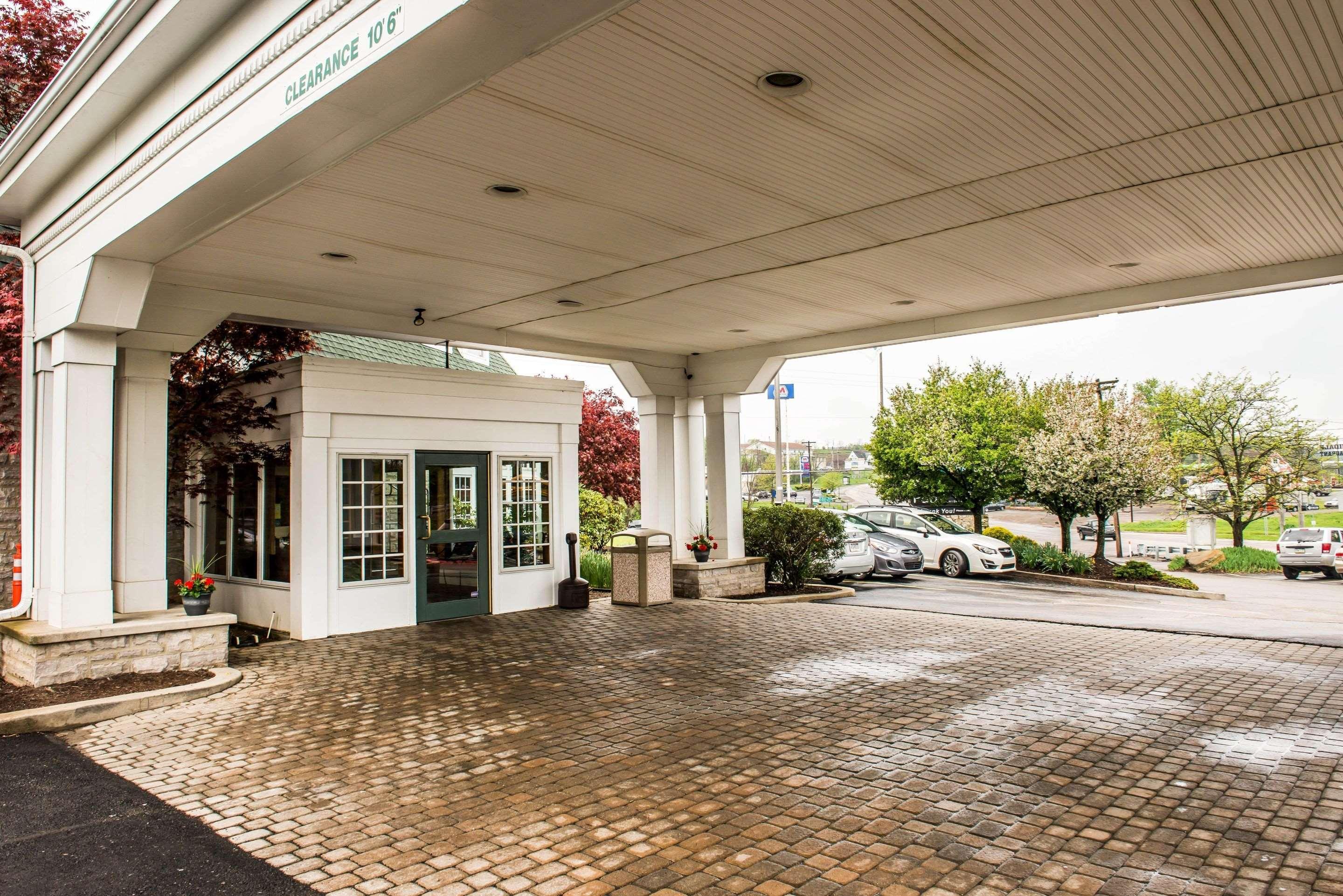 Quality Inn Pittsburgh Airport Oakdale Extérieur photo